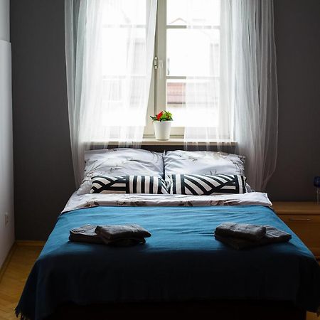 V Hostel Warszawa Zewnętrze zdjęcie
