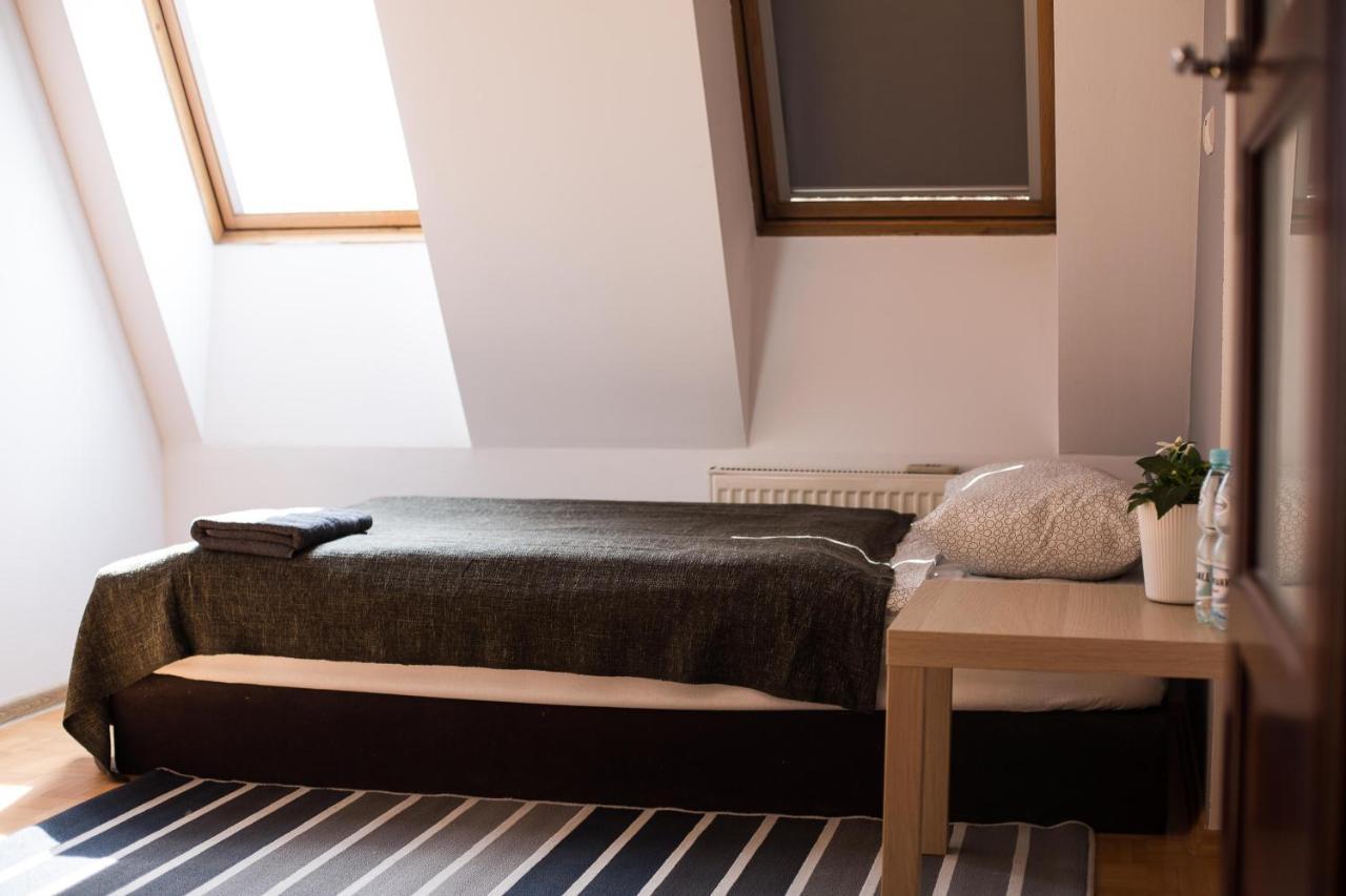 V Hostel Warszawa Zewnętrze zdjęcie
