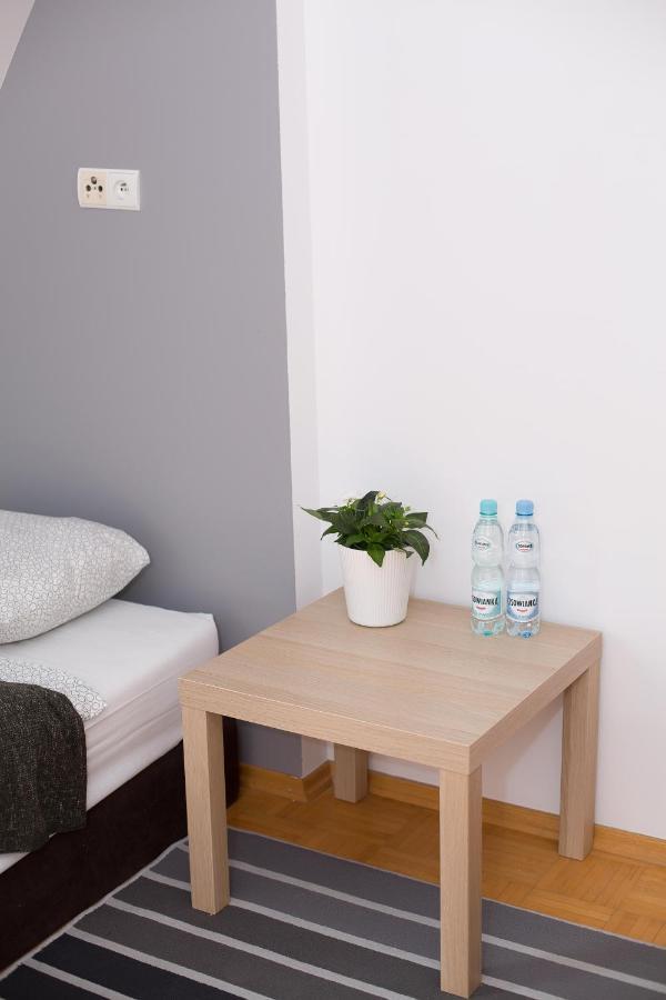V Hostel Warszawa Zewnętrze zdjęcie